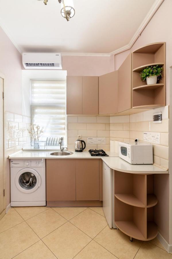 Avangard Magnus Apartment Lviv Buitenkant foto