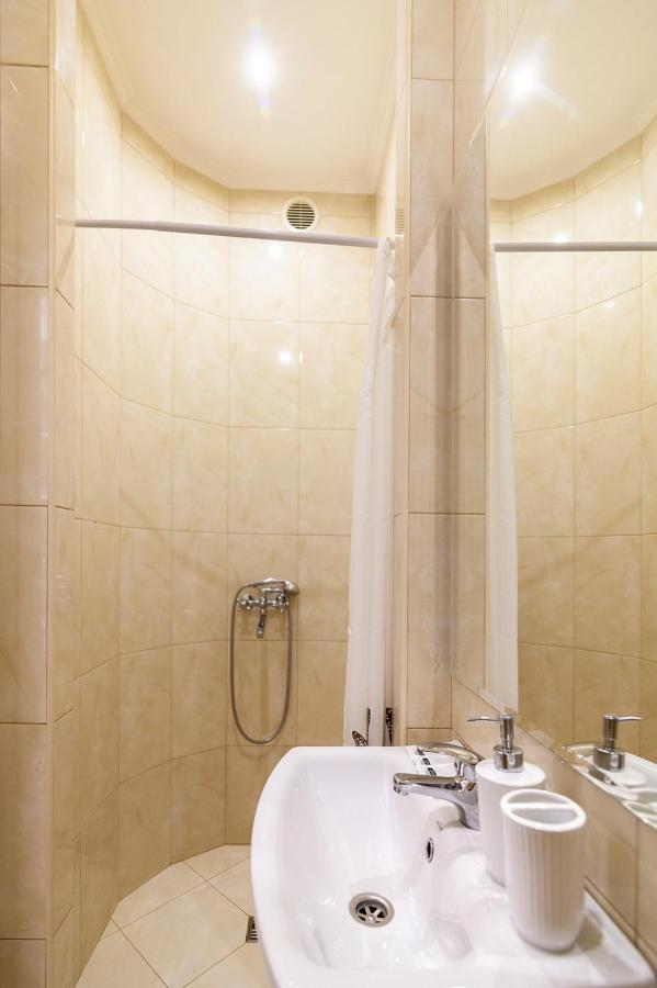 Avangard Magnus Apartment Lviv Buitenkant foto