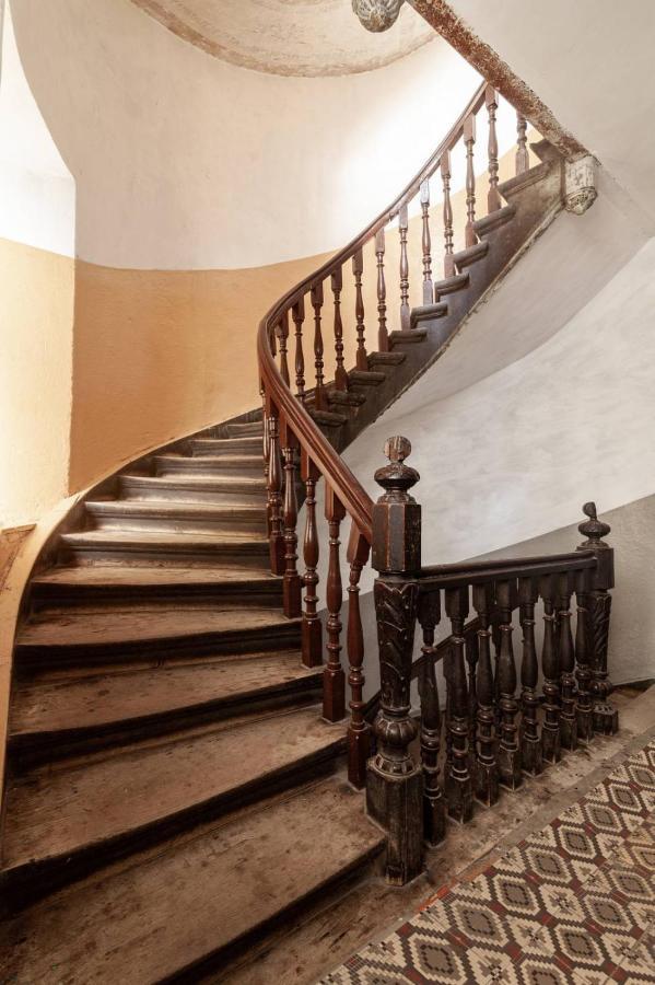 Avangard Magnus Apartment Lviv Buitenkant foto